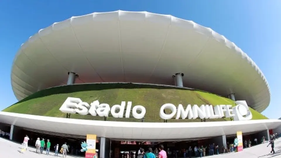 Legisladores trabajan para reducir violencia en estadios