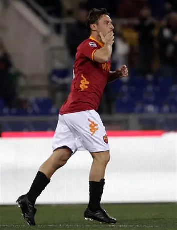 Totti, máximo goleador histórico de Serie A con la misma playera