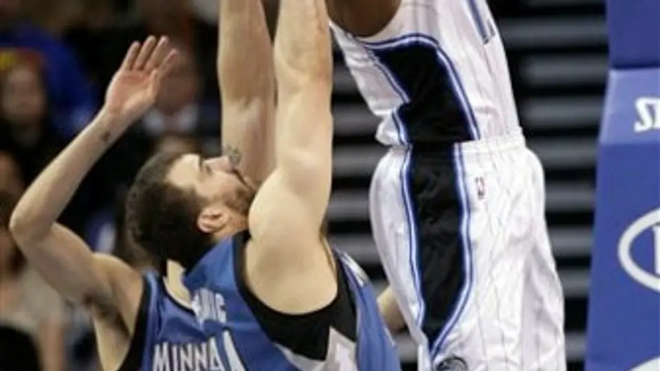 Howard se queda con Orlando y Fisher a Rockets