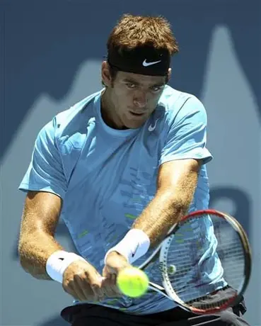 Del Potro debuta en Sydney con triunfo y cae Wozniacki
