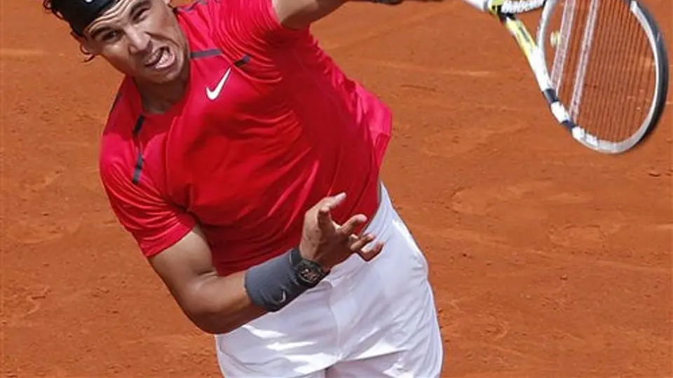 Nadal hace el trabajo y ya esta en tercera ronda