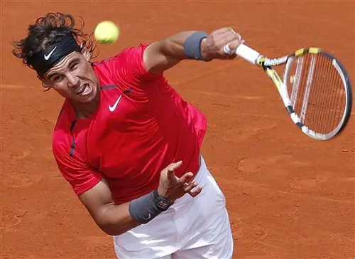 Nadal hace el trabajo y ya esta en tercera ronda