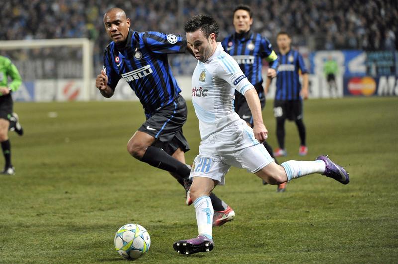 Marsella consigue gol de último minuto y se lleva la ventaja de un tanto. FOTO: EFE