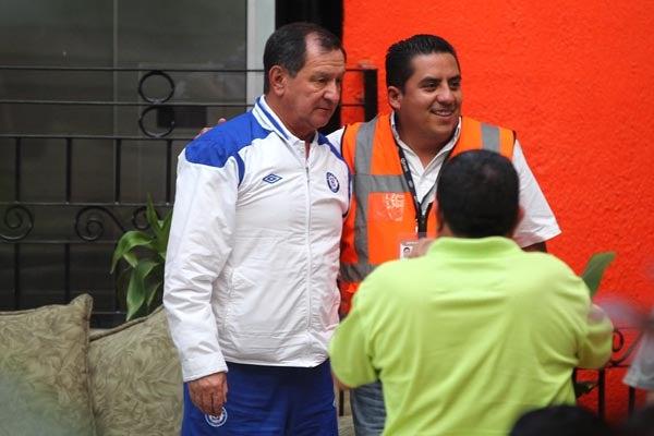 Pese a la situación el Ojitos atendió a la gente. FOTO: SAÚL MOLINA