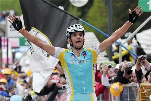 Kreuziger gana 19na etapa del Giro de Italia
