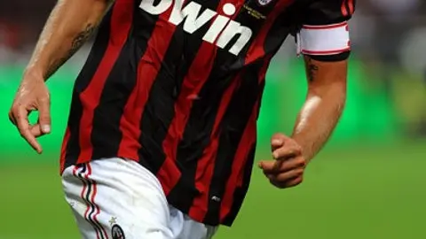 Ambrosini renueva con Milan hasta 2013