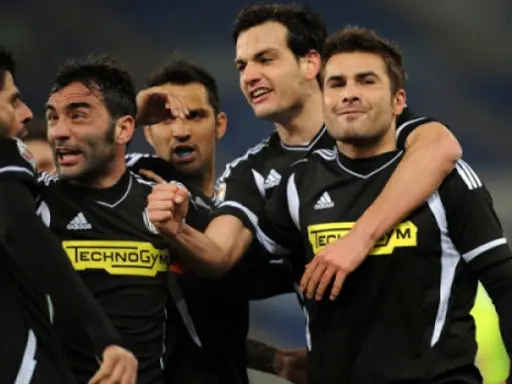 Lazio viene de atrás y vence al Cesena