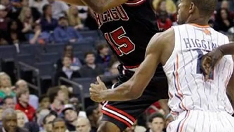 Chicago aplastó a Bobcats sin Nájera en la duela