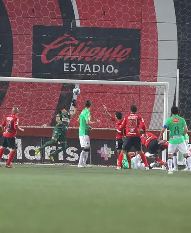 Luis Pérez asegura que era más justo el empate
