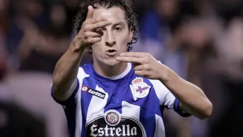 Aficionados del Depor piden a Guardado que se quede