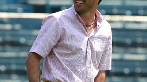Del Olmo se perfila para ser técnico de Pumas