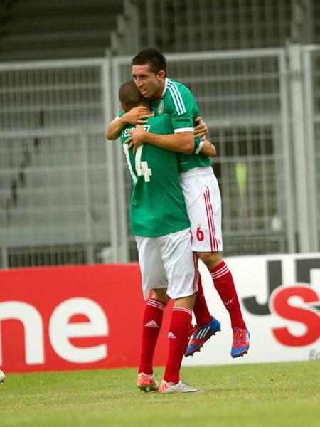 Herrera marcó el primero para México l MEXSPORT