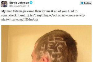 Fitzpatrick se corta el cabello por Stevie Johnson