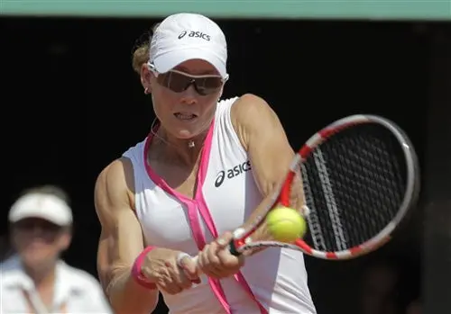 Stosur e Ivanovic avanzan en Roland Garros