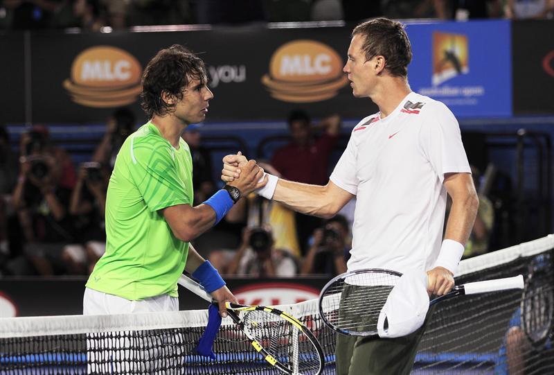 Federer y Nadal ya se vieron las caras en Australia, en la final del 2009. FOTO: EFE