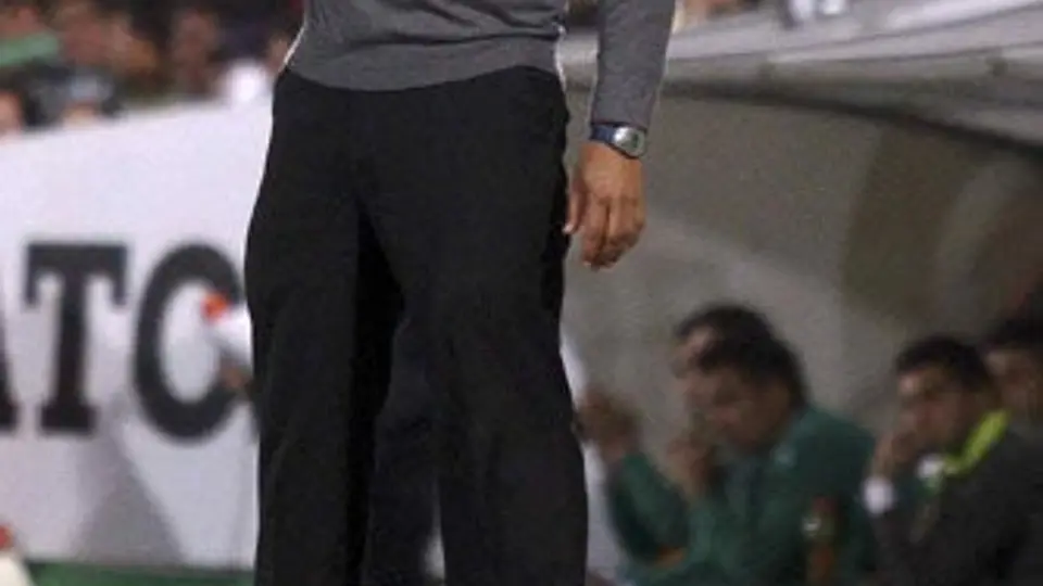 Flores, insatisfecho con la victoria ante Puebla