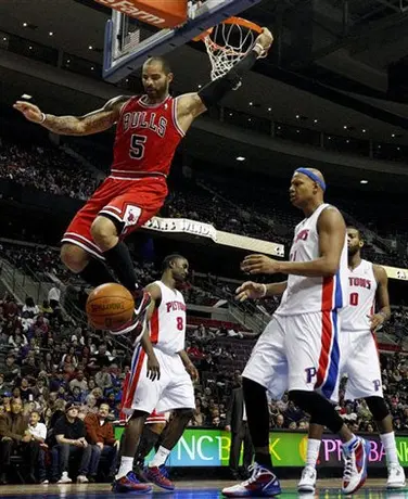Bulls aplastan a Pistons 92-68