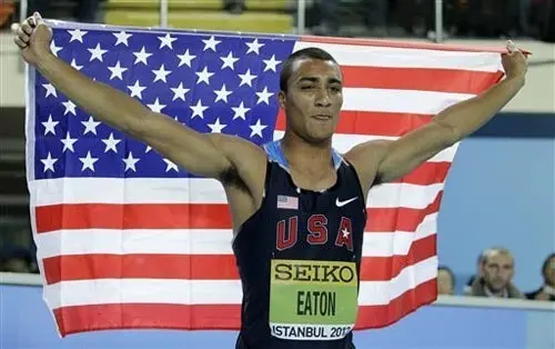 Eaton establece nueva marca en Mundial de Estambul