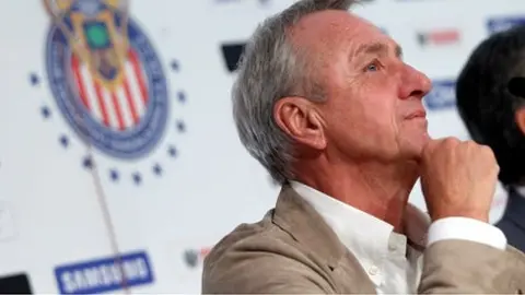 Johan Cruyff sólo vendrá dos veces al año