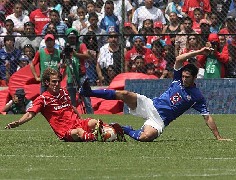 Cruz Azul se mete a la zona del Liguilla. FOTO: ULISES BRAVO