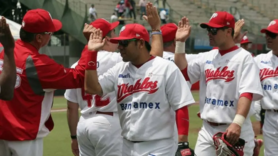 Diablos se imponen a Pericos y ganan la serie