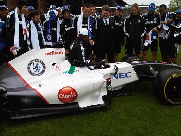 Los jugadores del Chelsea conocieron el C31 | Sauber