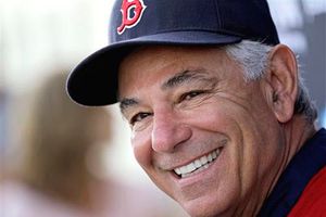 Valentine prohibe consumo de alcohol en vestuarios de Boston