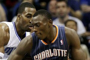 Bobcats caen 96-89 ante el Magic