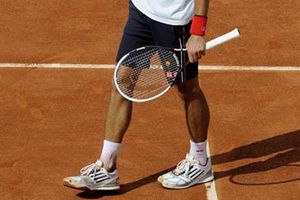 Djokovic avanza a segunda fase en Roland Garros