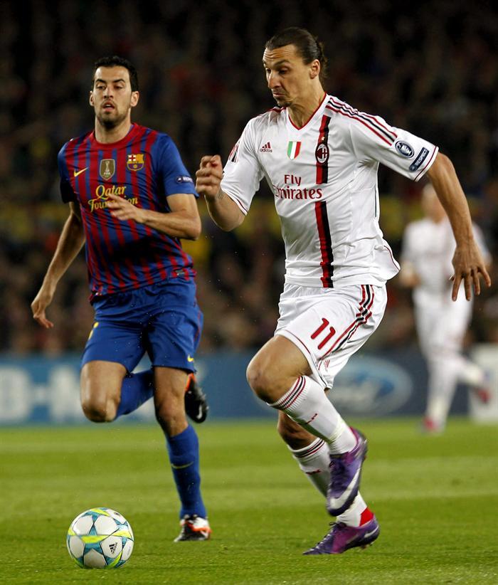 El Milan no baja los brazos en el Camp Nou. FOTO: EFE