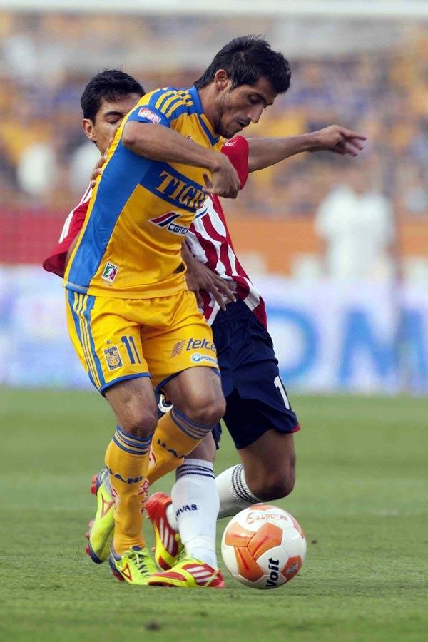 Los felinos siguieron luchando. FOTO: MEXSPORT