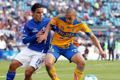 Omar Bravo acepta críticas de la afición de Cruz Azul