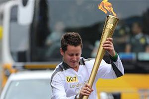 Antorcha Olímpica llega a Gales