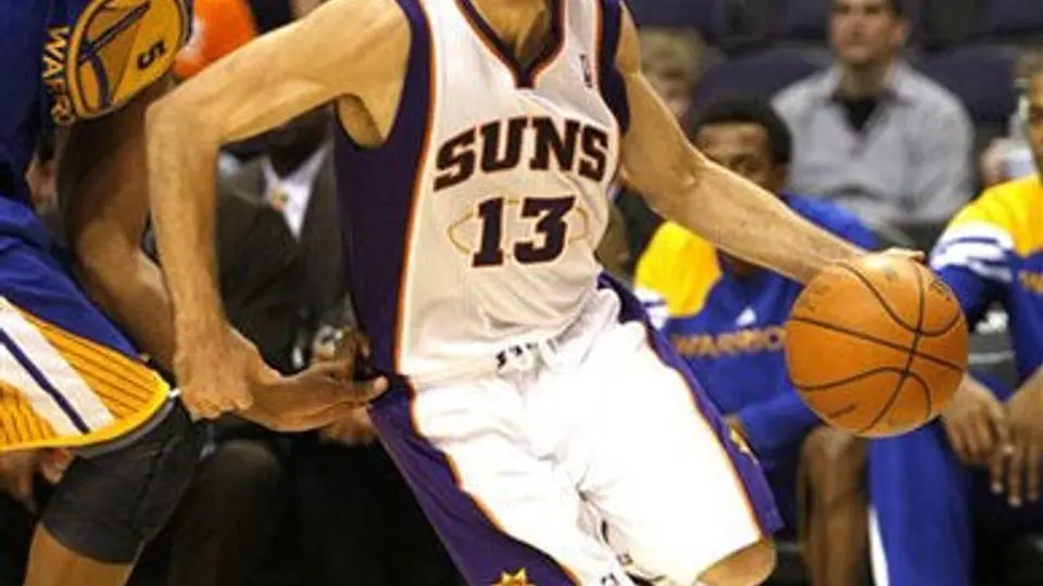 Suns propinan a Warriors su primera derrota de la temporada