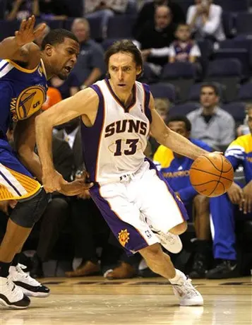 Suns propinan a Warriors su primera derrota de la temporada