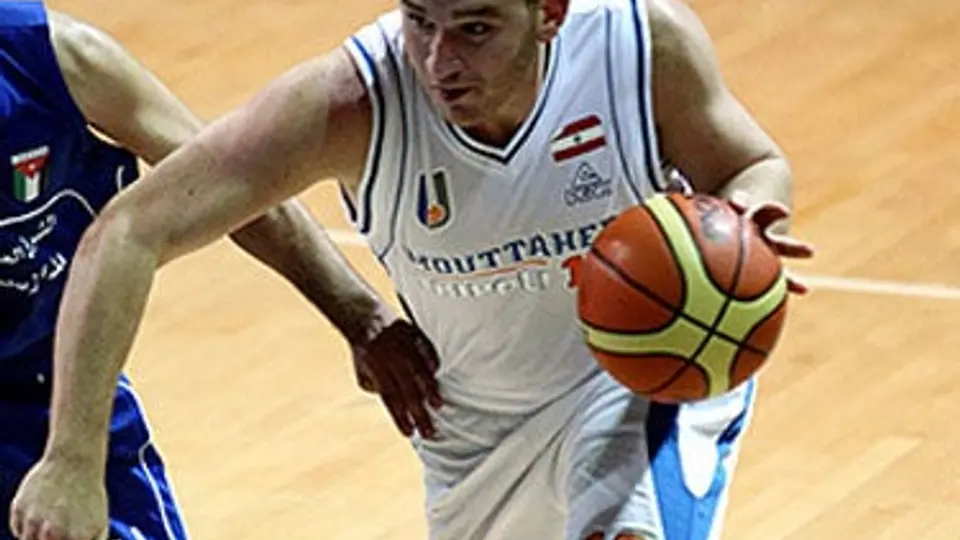Basquetbolista consigue 113 puntos en partido de la liga libanesa