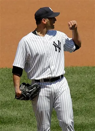 Pettitte firma contrato con Yanquis