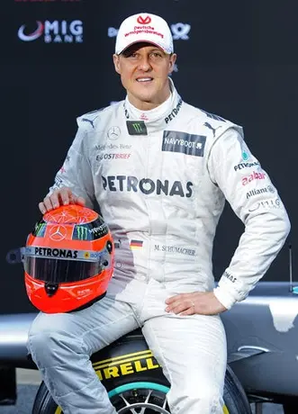 Jefe de Mercedes desea renovar el contrato a Schumacher