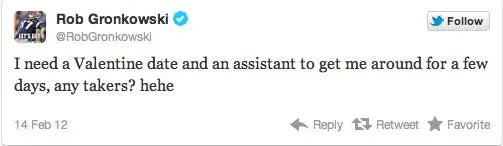 Gronkowski busca cita para San Valentín en Twitter