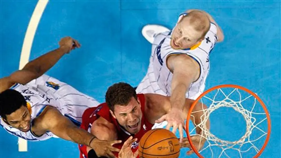 Ayón participó 11 minutos en triunfo de Hornets sobre Clippers