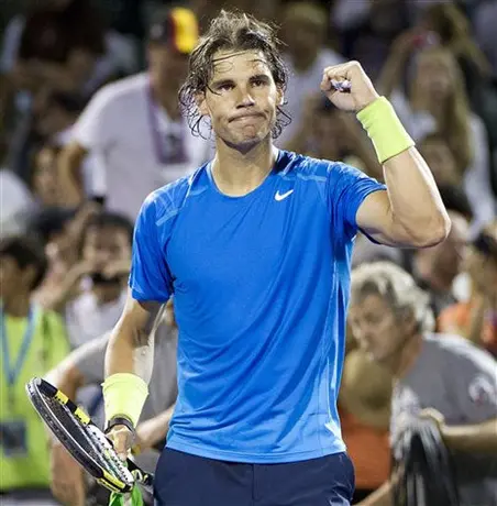 Nadal se retira en Miami; Murray avanza a la Final