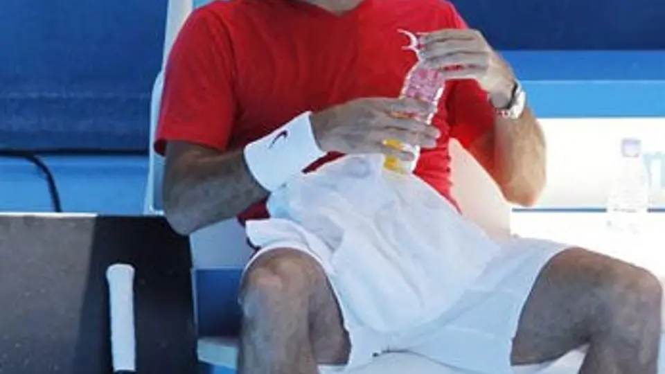 Nadal arremete contra Federer en rueda de prensa