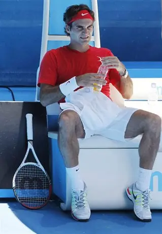 Nadal arremete contra Federer en rueda de prensa