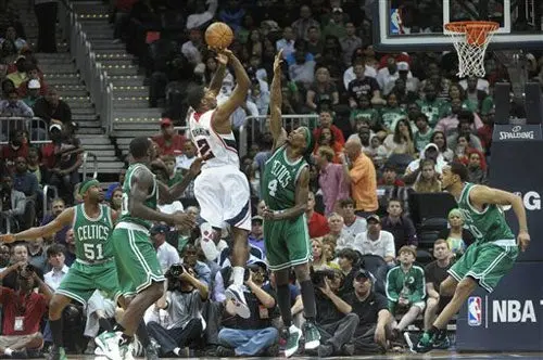 Celtics caen ante Hawks
