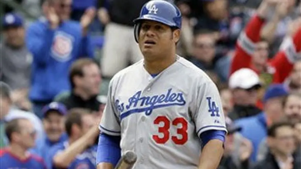 Bobby Abreu es firmado por los Dodgers