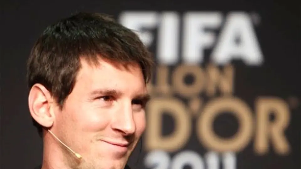 Messi, mejor jugador del mundo por tercera ocasión consecutiva