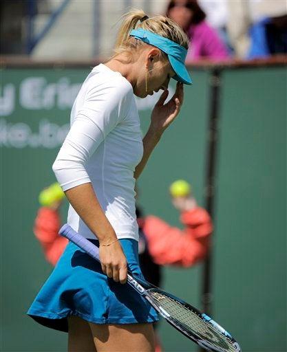 La tenista rusa cayó ante una contundente Azarenka. FOTO: AP