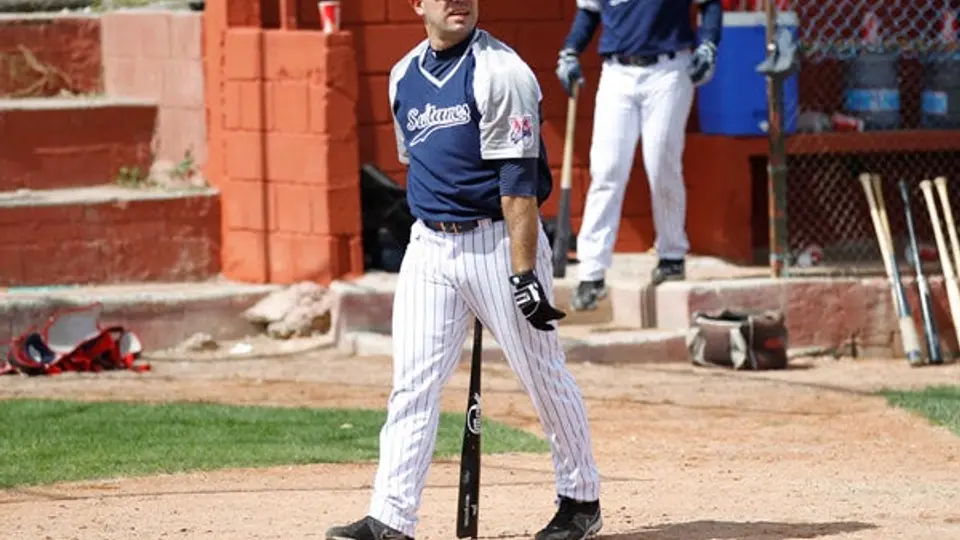 Los Sultanes tendrán ensayo en casa
