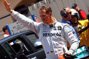 Schumi logra la 'pole', pero saldrá sexto por sanción