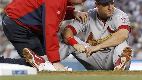 Berkman, permanecerá fuera de 6 a 8 semanas